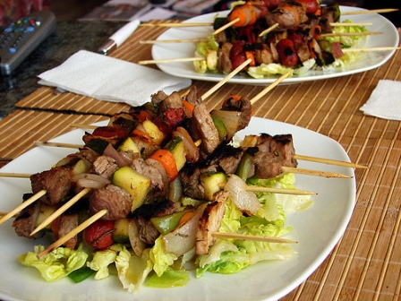  PINCHOS DE CARNE PIMENTADOS