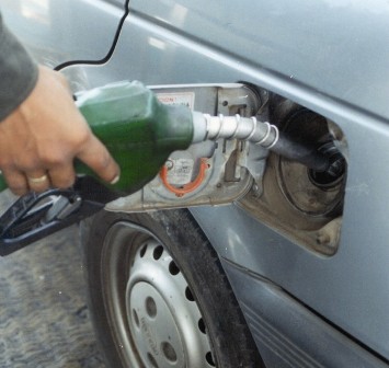 SUBEN PRECIOS COMBUSTIBLES; SE MANTIENE INVARIABLE EL GLP