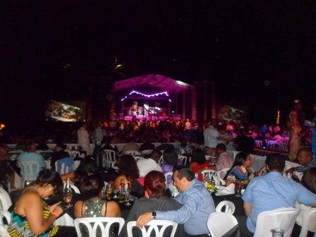  LIFESTYLE HOLIDAYS VACATION CLUB CELEBRA DÉCIMO ANIVERSARIO 