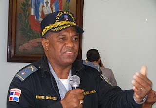  COMANDANTE POLICIAL DICE TRABAJA POR RESULTADOS
