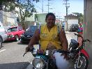  Mujer motoconchista solicita ayuda para costear estudios de sus hijas