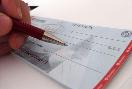  Apresan joven en sucursal bancaria cuando intentó cambiar cheque falso