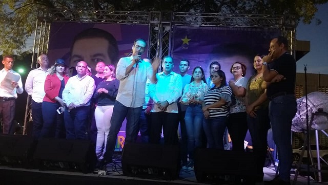  PLD Y PRD ofrecen cena navideña a motoconchistas de Puerto Plata, hubo rifas, comida y fiesta bailable