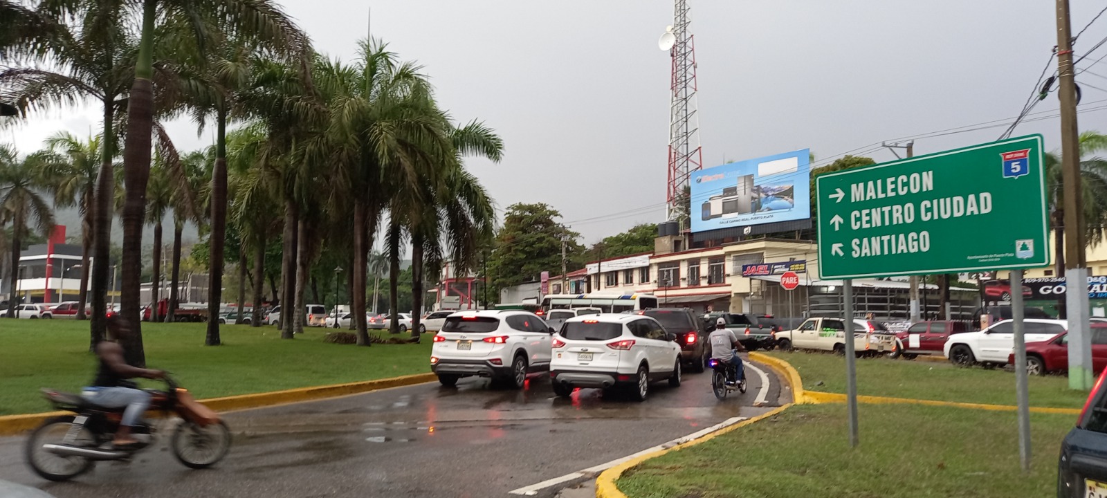 Se registran lluvias, temperaturas frescas y oleajes anormales en Puerto Plata