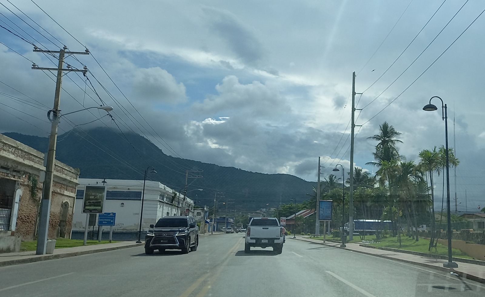 Anuncian aguaceros sobre Puerto Plata y gran parte de RD por disturbio meteorológico y vaguada