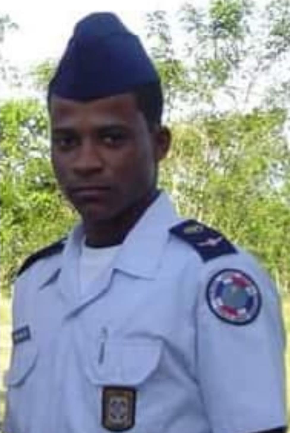 Tragedia familiar en Montellano: exmiembro de la Fuerza Aérea asesina a sus dos hermanos durante disputa de herencia