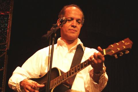 CANTAUTOR RAMÓN LEONARDO PONDRÁ CIRCULACIÓN LIBRO; OFRECERÁ CONCIERTO EN PUERTO PLATA