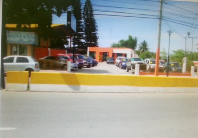 SOLAR UBICADO EN LA AVENIDA MANOLO TAVAREZ JUSTO
