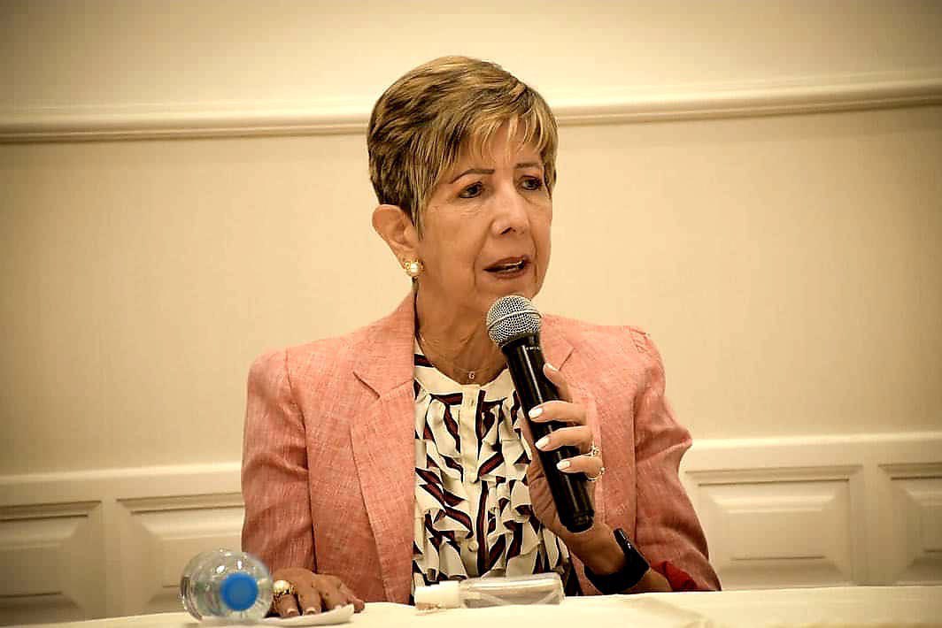 Senadora de Puerto Plata califica de “chismes” denuncias contra presidente Cámara de Cuentas 