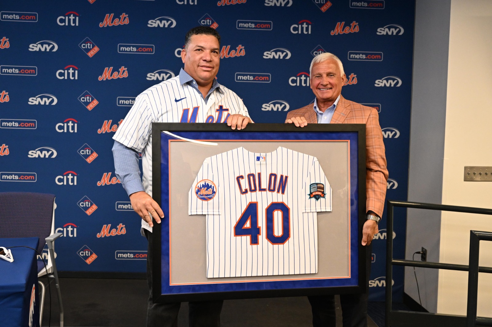  Puertoplateño Bartolo Colón hace oficial su retiro del béisbol, recibe homenaje de los Mets de Nueva York 