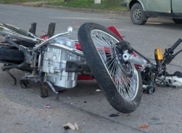 Muere hombre en Puerto Plata por golpes recibidos en accidente, cuatro heridos en choque de motocicletas 