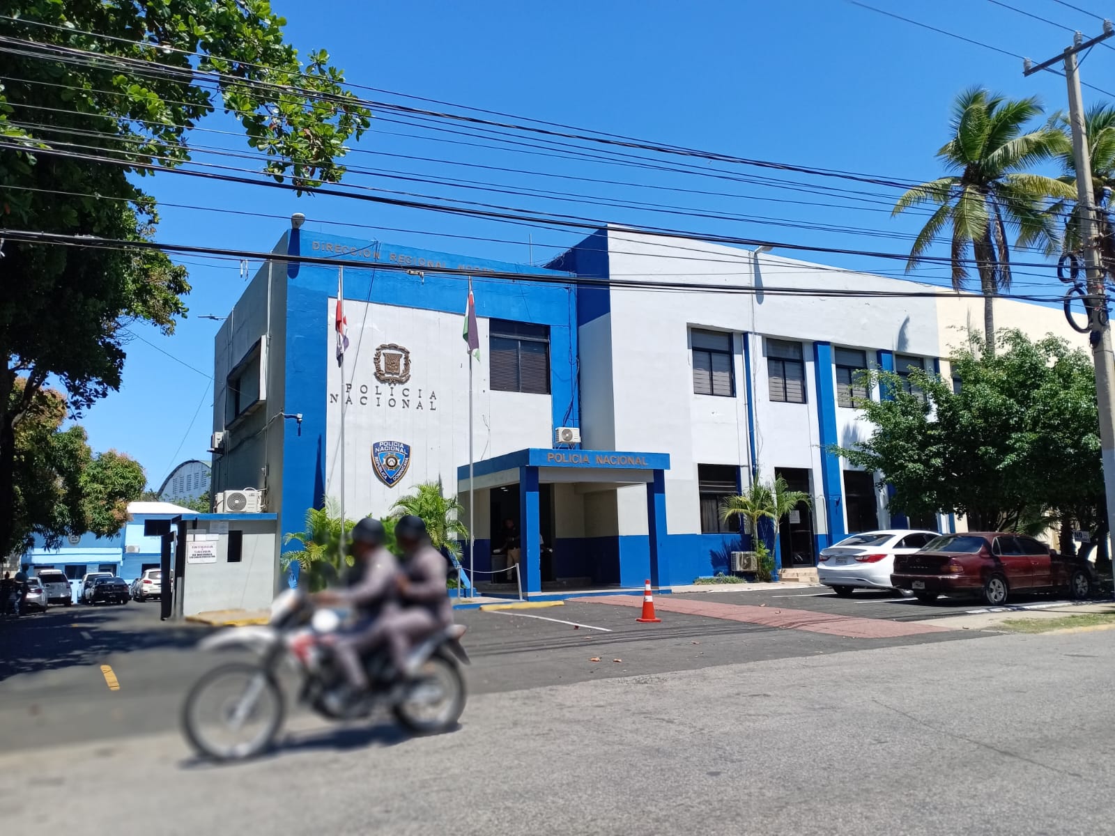 Policía mata delincuente en Yásica, investiga asalto a banca de lotería en Altamira
