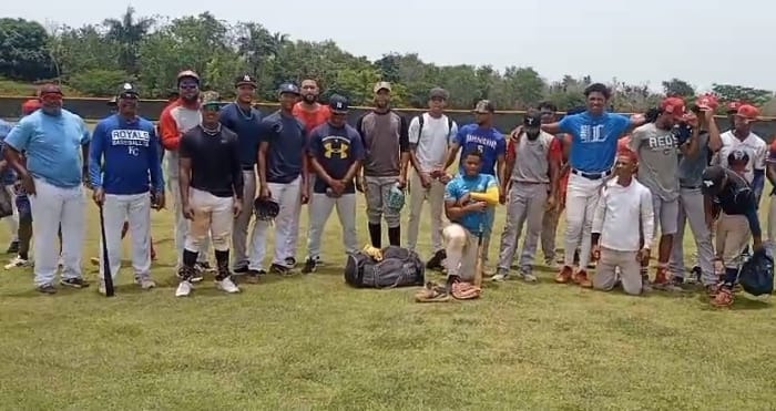 Atléticos de Puerto Plata muestran gran calidad en juego de pretemporada frente a Mineros de Bonao