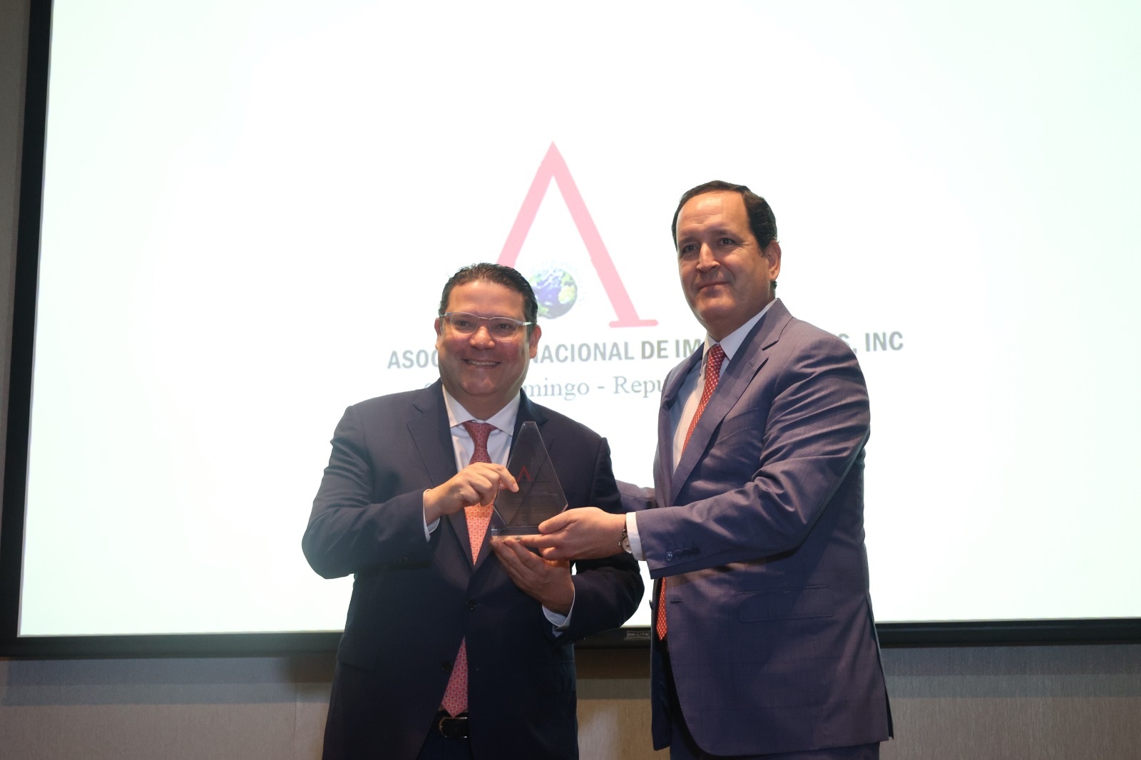  Asociación de Importadores reconoce avances realizados en Aduanas durante gestión de Sanz Lovatón