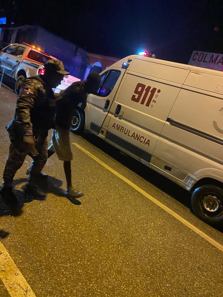 Apresan individuo sostuvo riña con otro por 800 pesos en un barrio de Sosúa y salió herido  