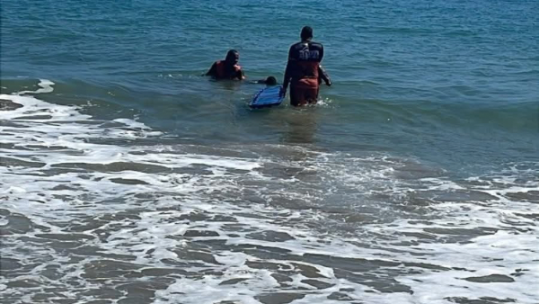 Rescatan cadáver de adolescente que pereció ahogado en Playa El Rocón de Cabarete  