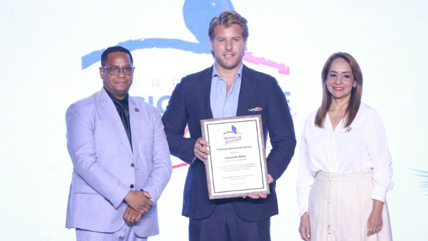 Leonardo Wehe, galardonado empresario, pide elevar estándares del turismo nacional