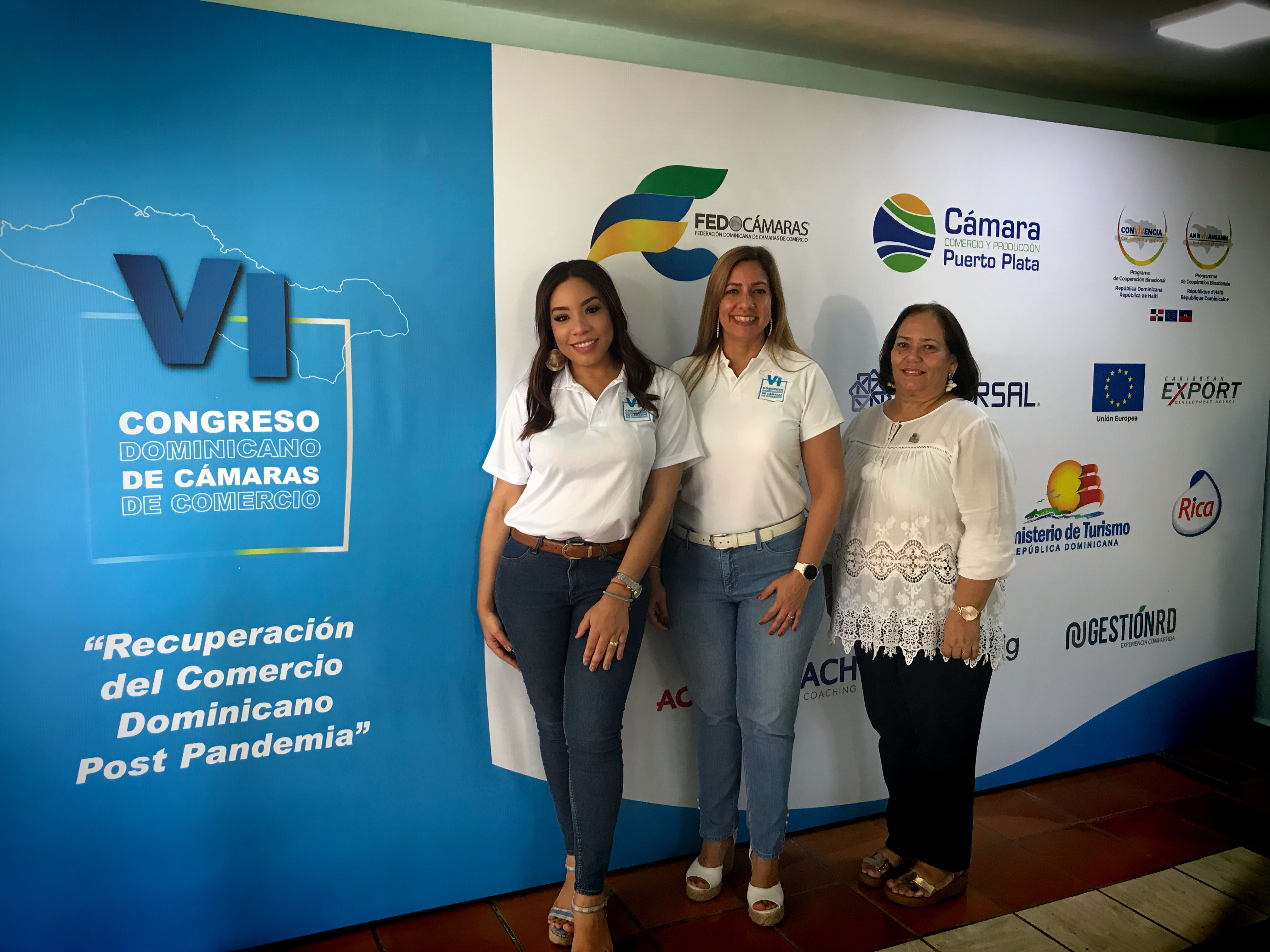 Participantes al congreso Camara de Comercio